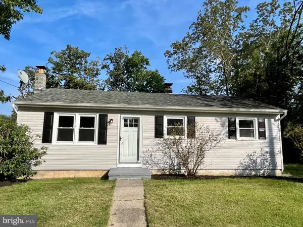 213 Scammell Dr, BROWNS MILLS, NJ 08015