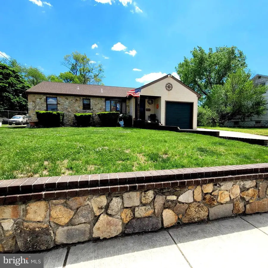 28 E Mill Rd, Maple Shade, NJ 08052 - #2