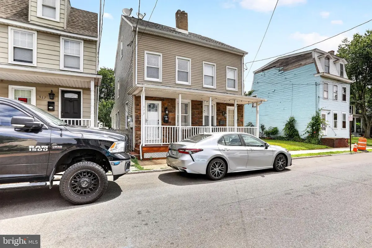 519 Willow St, Bordentown, NJ 08505 - #1