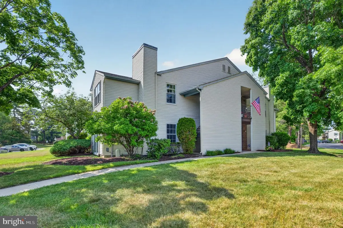 10 Village Ct, Mount Laurel, NJ 08054 - #1