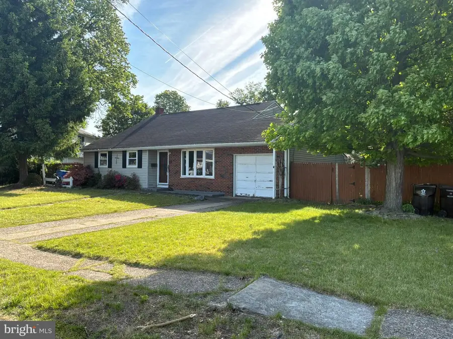 812 Colby Ave, Delran, NJ 08075 - #2