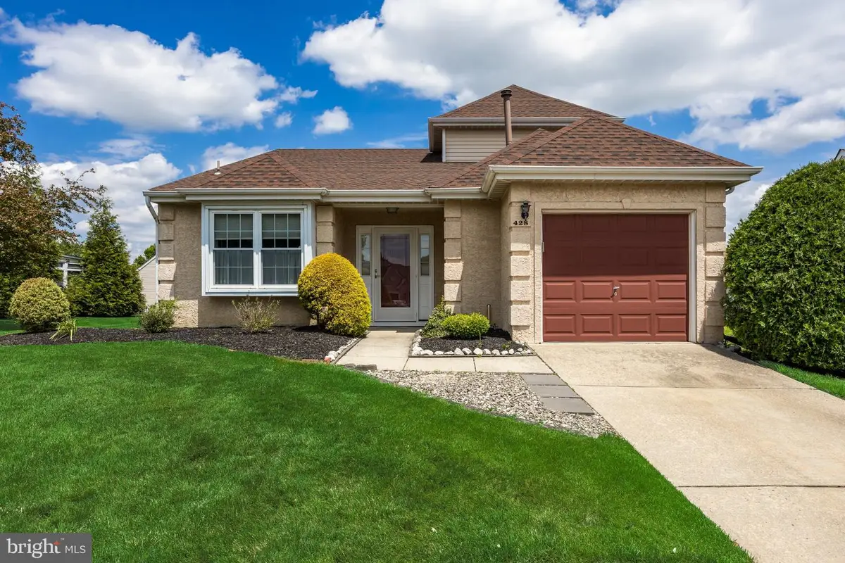 428 Elderberry Ct, Mount Laurel, NJ 08054 - #1