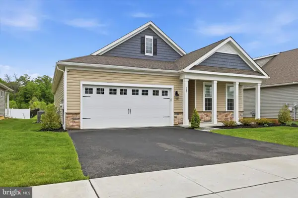 349 Bandon Dunes Ct, MOORESTOWN, NJ 08057