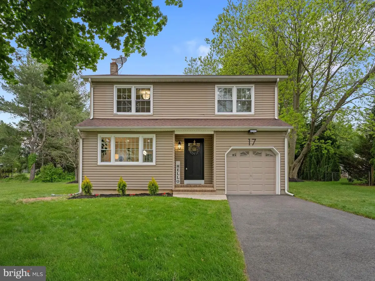 17 Carty Dr, Bordentown, NJ 08505 - #1