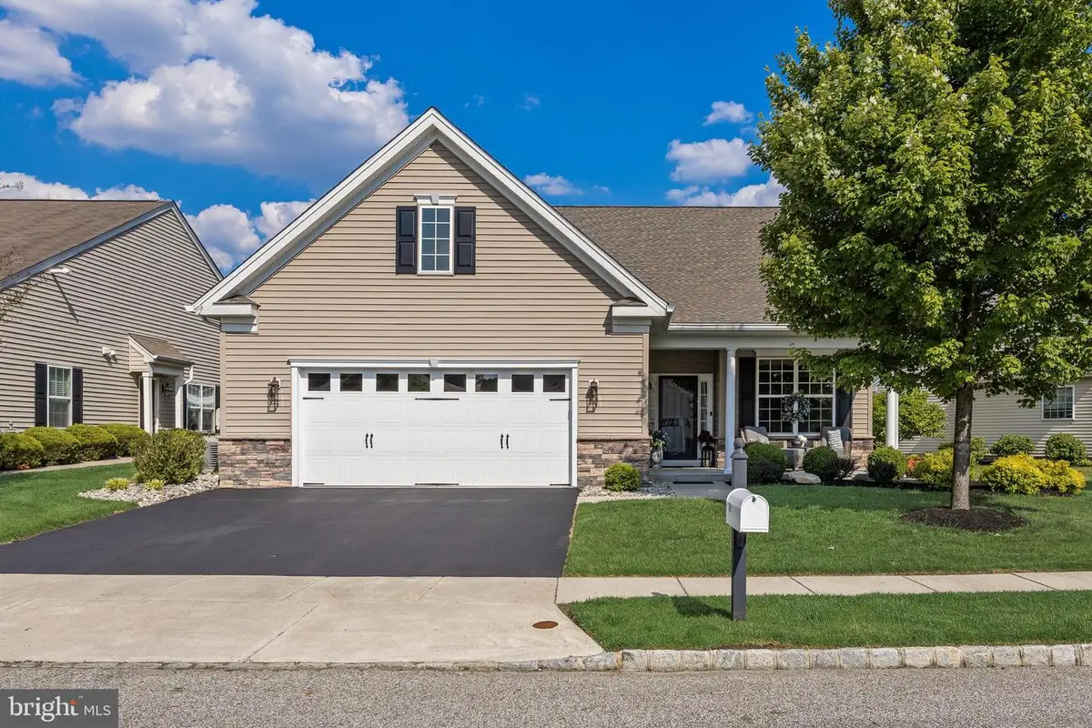 38 Montclaire Rd, Medford, NJ 08055 - #1