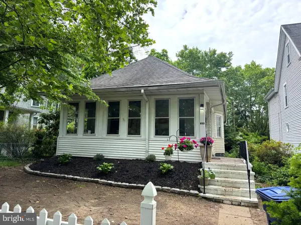 823 Columbia Ave, PALMYRA, NJ 08065