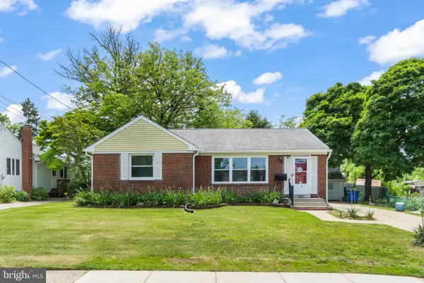 102 Washington Ave, BEVERLY, NJ 08010