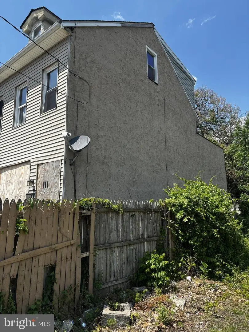 111 Belmont St, Burlington, NJ 08016 - #3