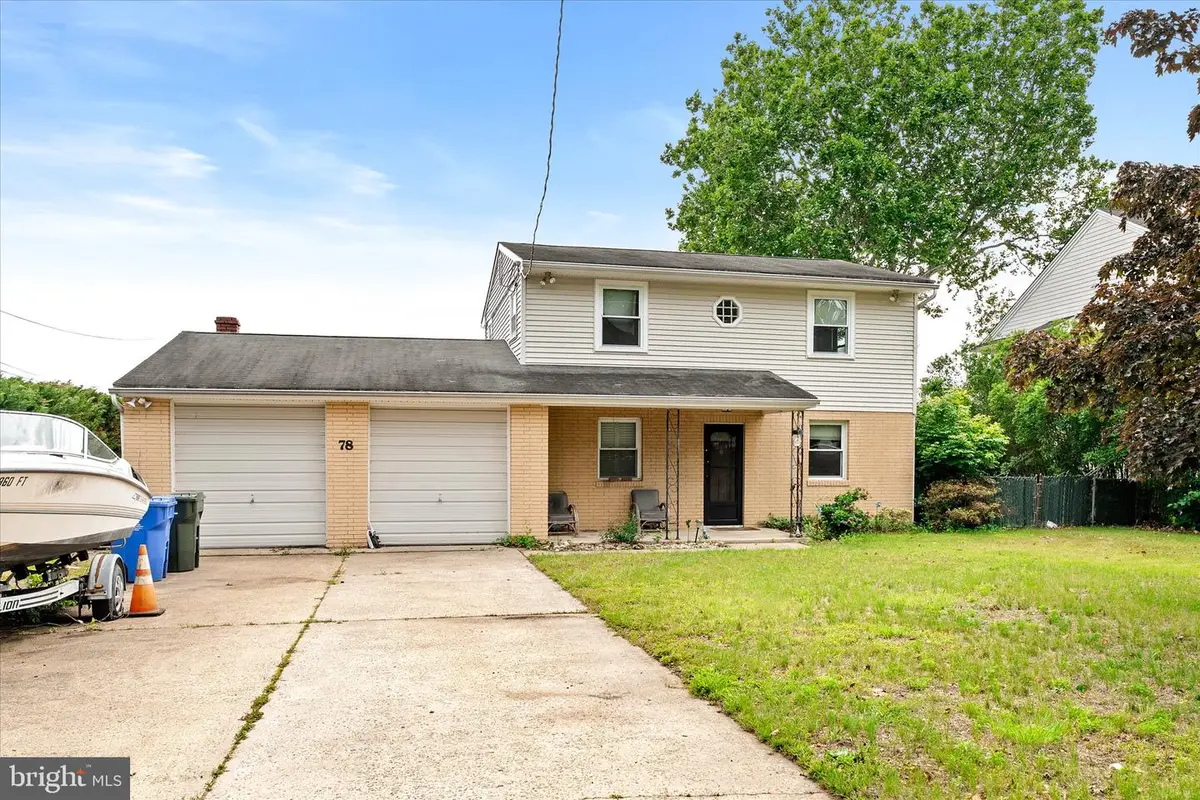 78 Lake Dr, Beverly, NJ 08010 - #1