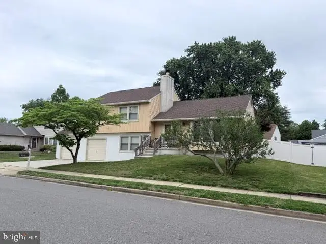 31 Gardenia Dr, Mount Laurel, NJ 08054 - #3