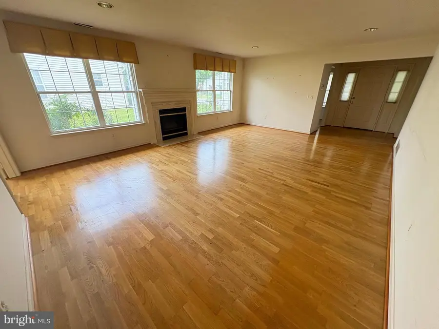 410 Elderberry Ct, Mount Laurel, NJ 08054 - #3