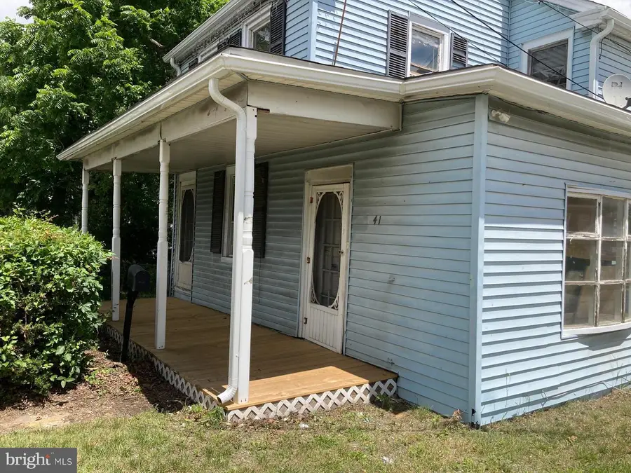 41 S Bridgeboro St, Delran, NJ 08075 - #2