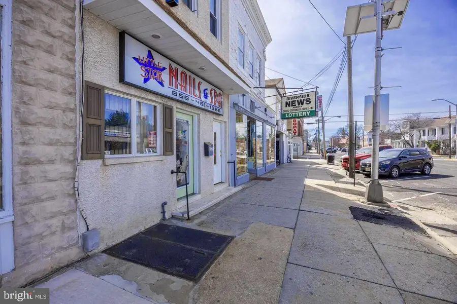 117 S Pavilion Ave, Riverside, NJ 08075 - #3
