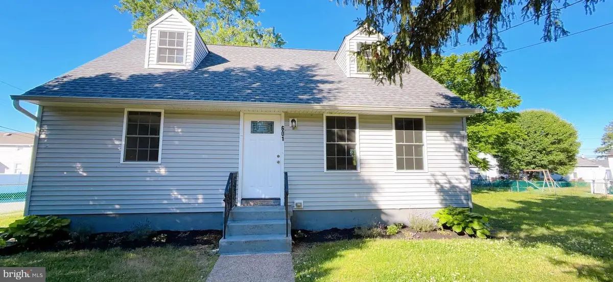 601 Uhler Ave, Burlington, NJ 08016 - #1