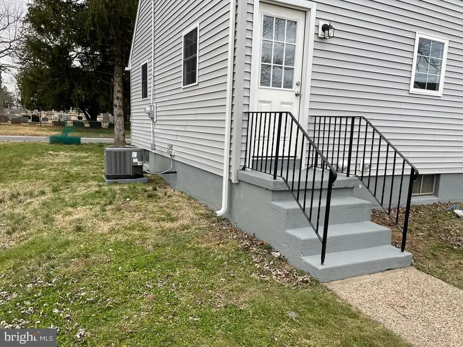 601 Uhler Ave, Burlington, NJ 08016 - #3
