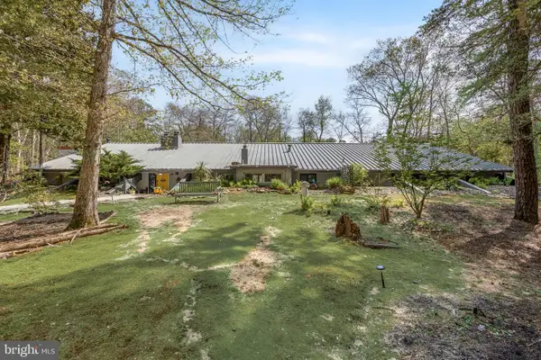 863 Mckendimen Rd, SHAMONG, NJ 08088