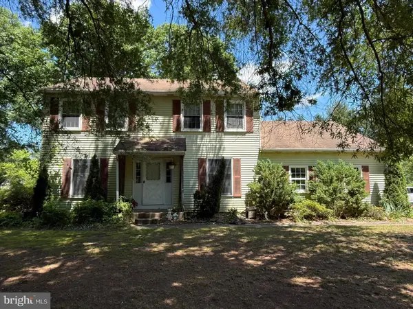 518 Adams Ln, SOUTHAMPTON, NJ 08088