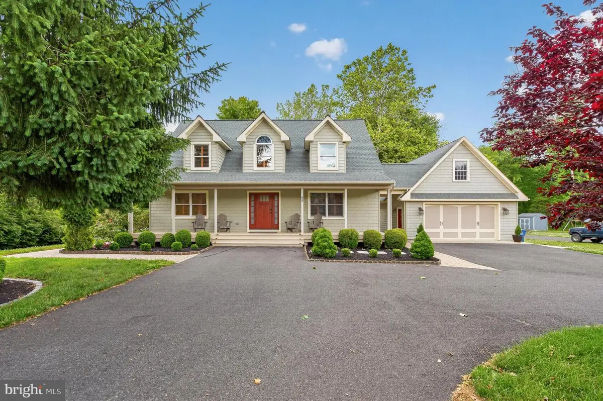 95 10th St, Marlton, NJ 08053 - #1