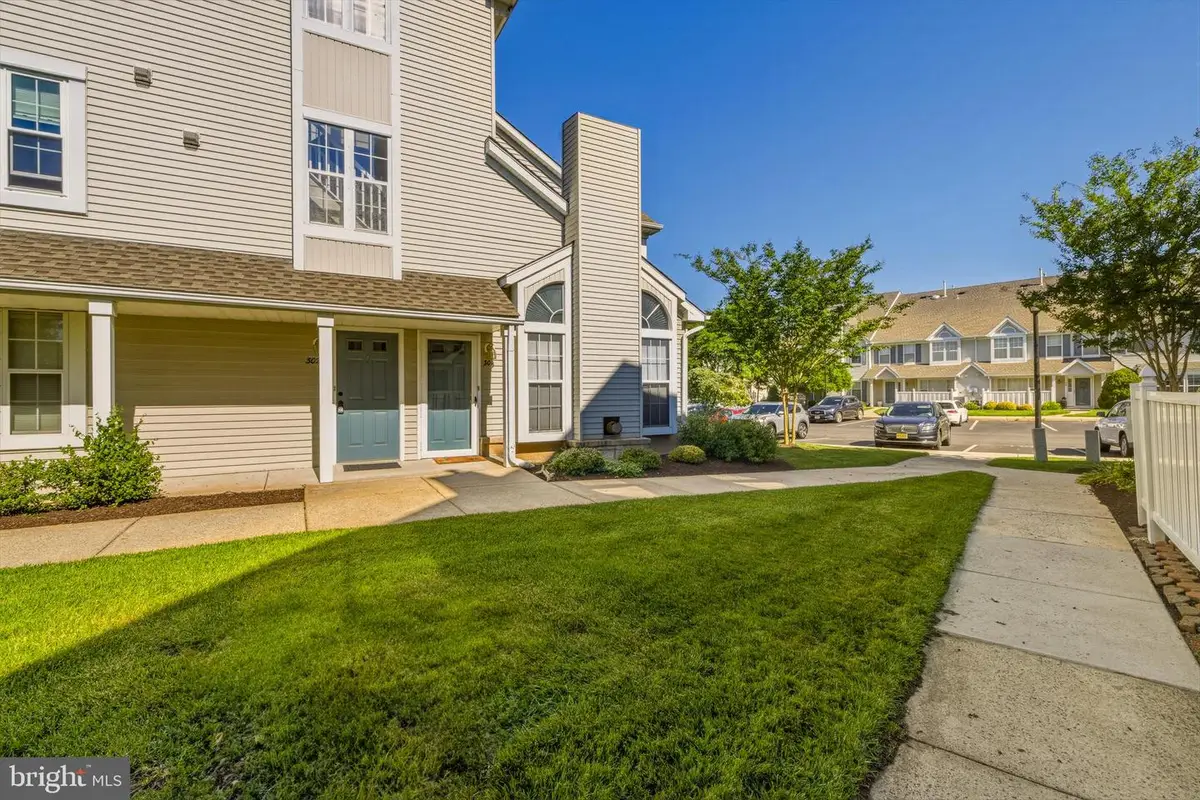 302-b Wharton Rd, Mount Laurel, NJ 08054 - #1