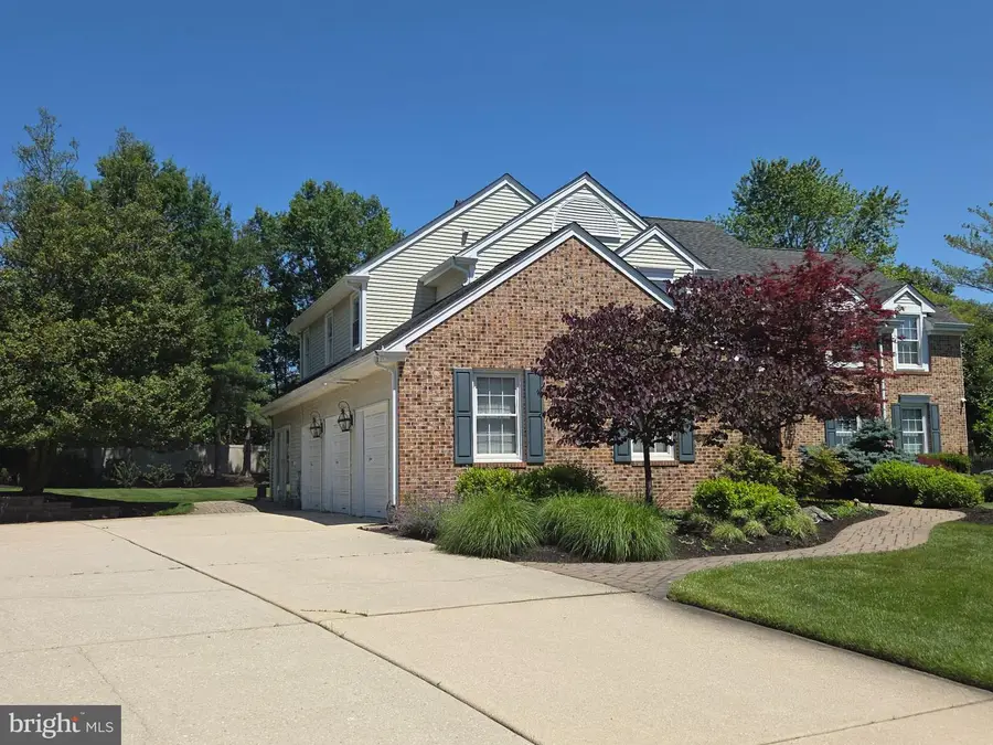 3 Fulton Dr, Mount Laurel, NJ 08054 - #2