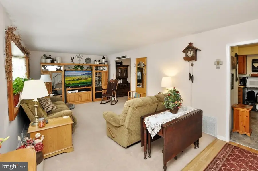 400 S Arthur Dr, Beverly, NJ 08010 - #2