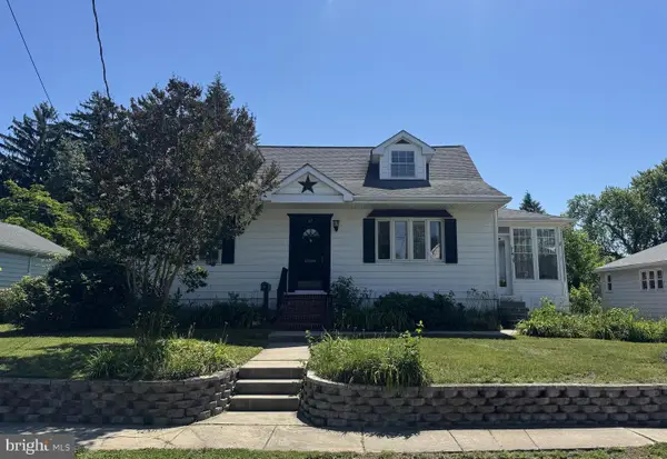 57 S Terrace Ave, MAPLE SHADE, NJ 08052