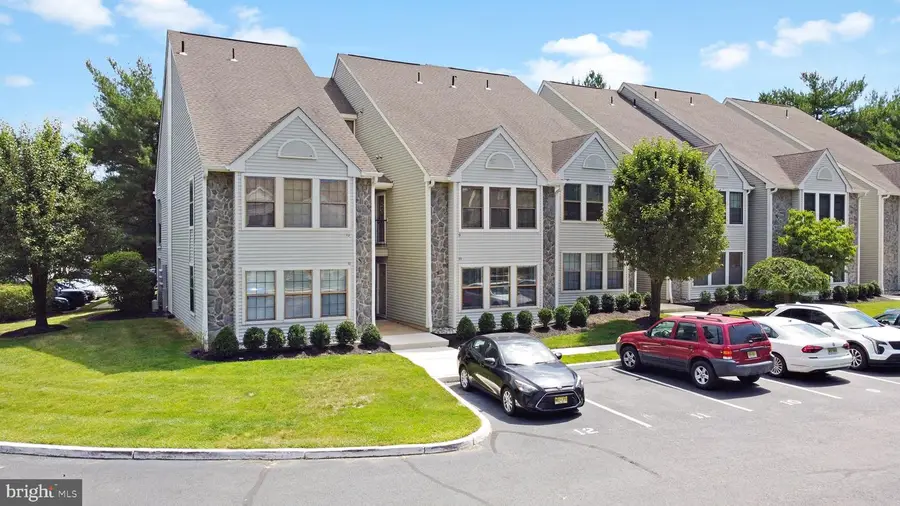 69 Bridgewater Dr, Marlton, NJ 08053 - #2