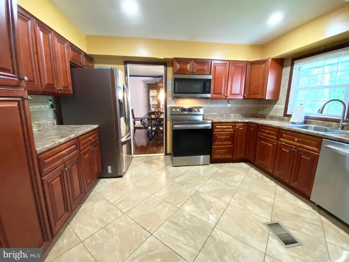 30 Winterberry Ln, Willingboro, NJ 08046 - #1