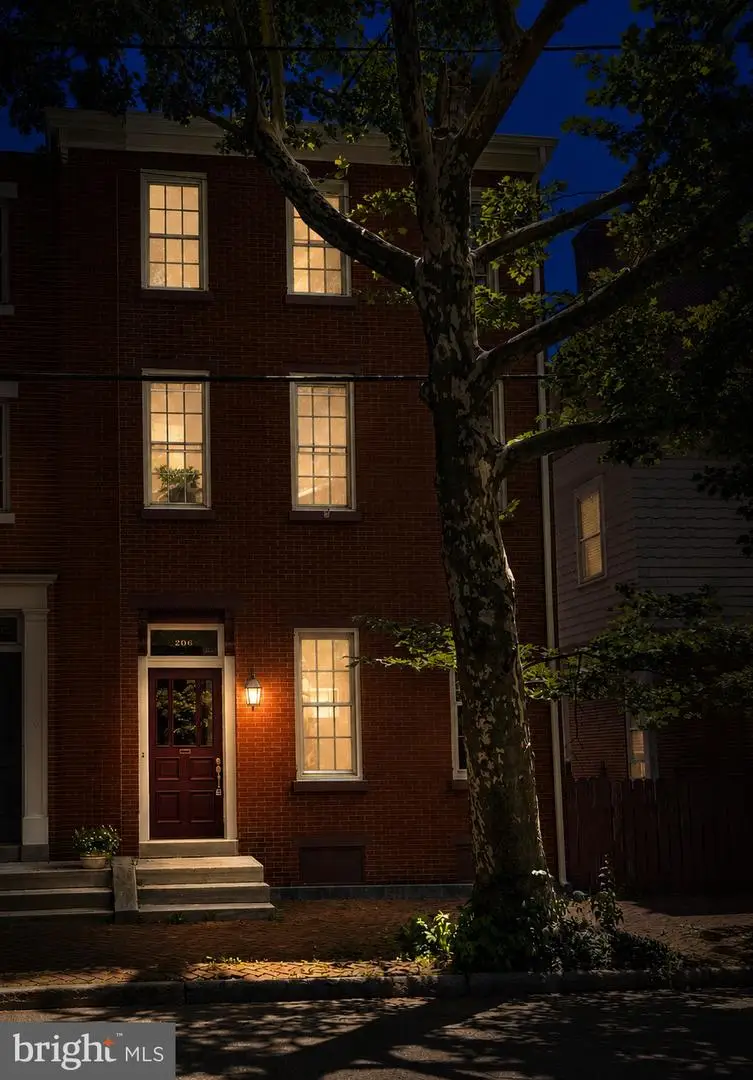 206 E Union St, Burlington, NJ 08016 - #2