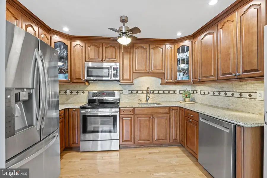 275 Green St #5h1, Beverly, NJ 08010 - #2