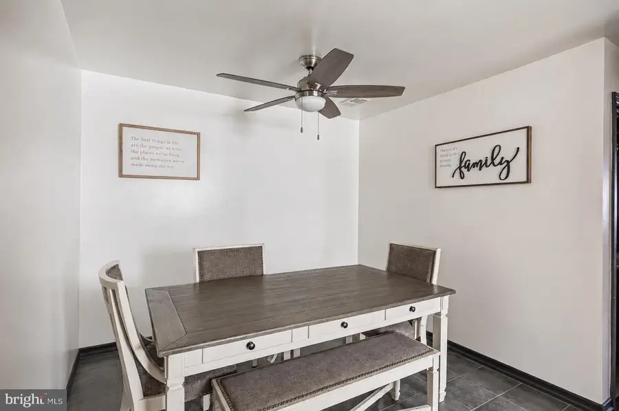 13 Jefferson Sq #e13, Edgewater Park, NJ 08010 - #3