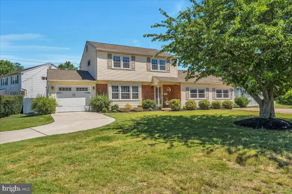 1 Purnell Ave, CINNAMINSON, NJ 08077