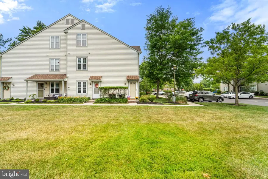2402-b Shurlock Ct, Mount Laurel, NJ 08054 - #2