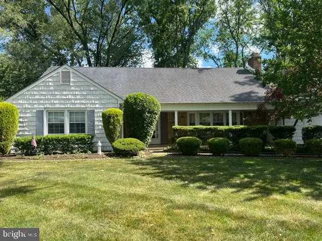 4 Chalford Ln, Willingboro, NJ 08046 - #1