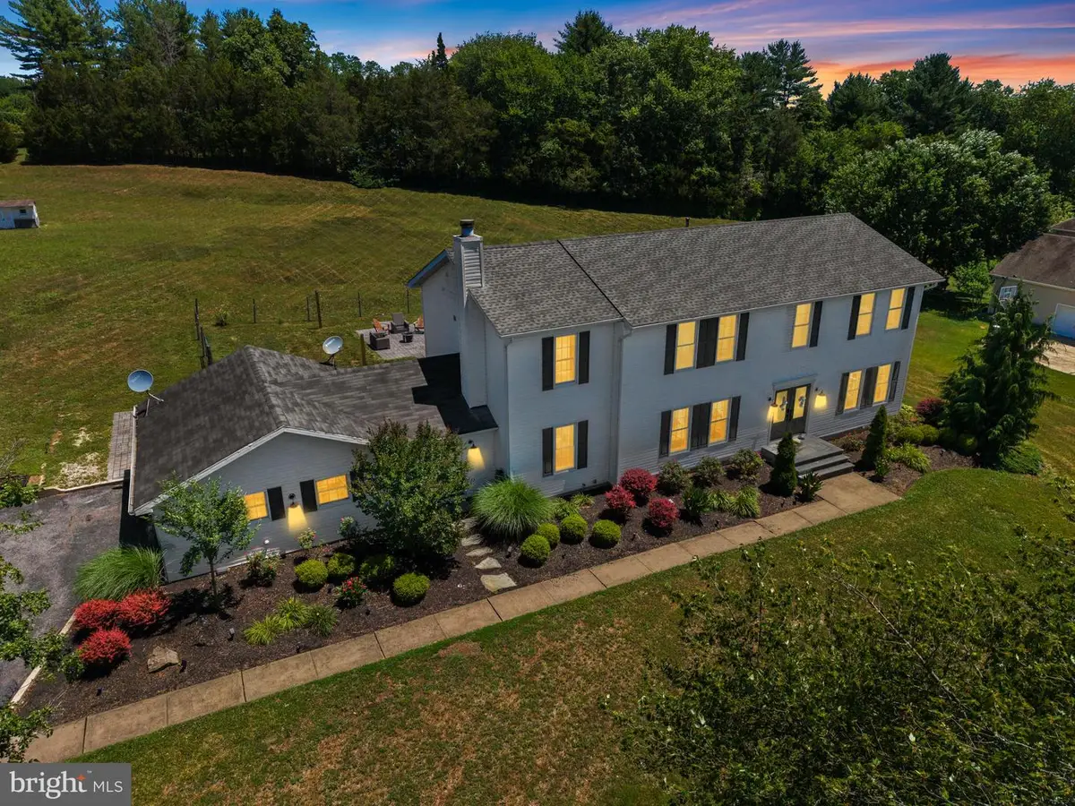 192 Yorkshire Ter, Wrightstown, NJ 08562 - #1