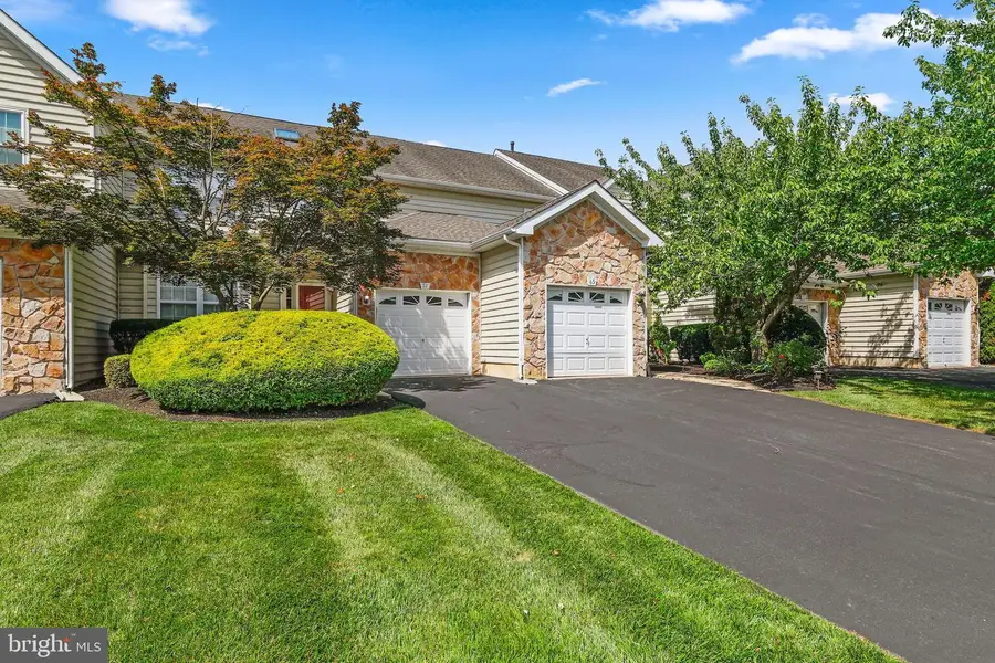 71 Palmer Dr, Moorestown, NJ 08057 - #3