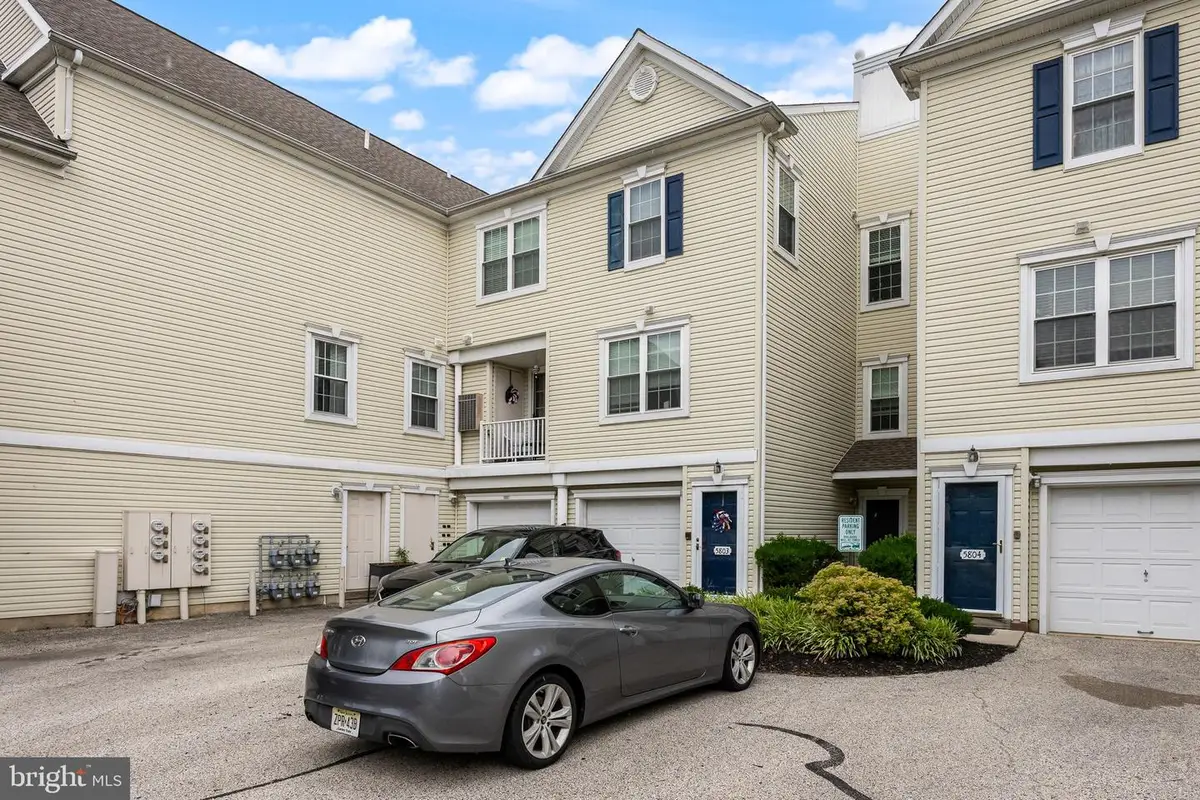 5801 Riverfront Dr, Palmyra, NJ 08065 - #1