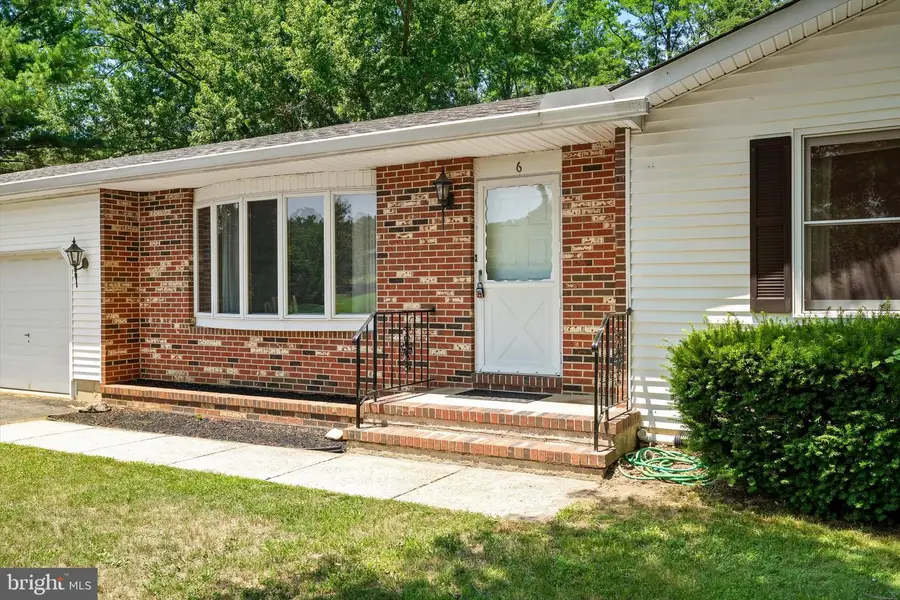 6 Eleanor Dr, Wrightstown, NJ 08562 - #2