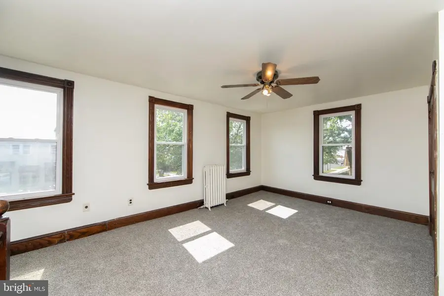 238 S Pavilion Ave, Riverside, NJ 08075 - #3