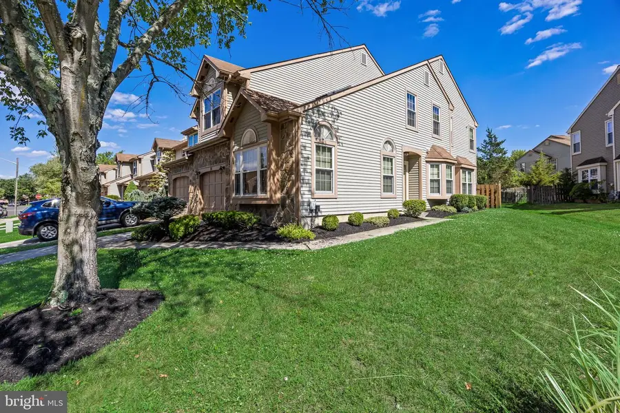 16 Eddlewood Pl, Mount Laurel, NJ 08054 - #2