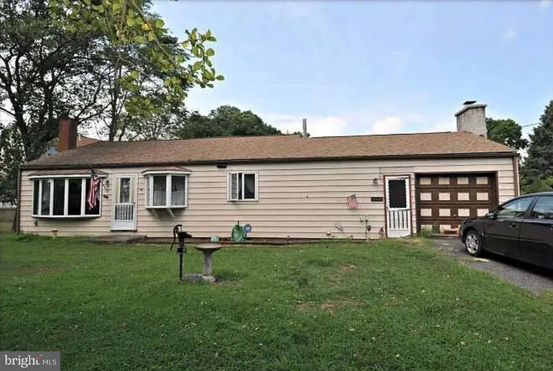2091 Old York Rd, Burlington, NJ 08016 - #1
