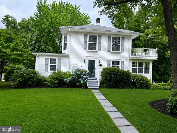 908 Union Rd, MT LAUREL, NJ 08054