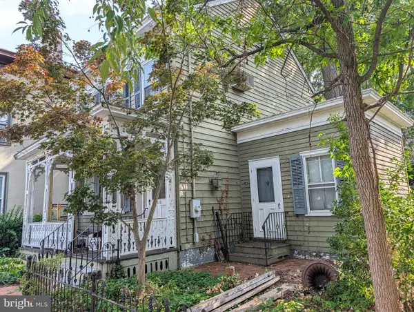 510 Farnsworth Ave, BORDENTOWN, NJ 08505