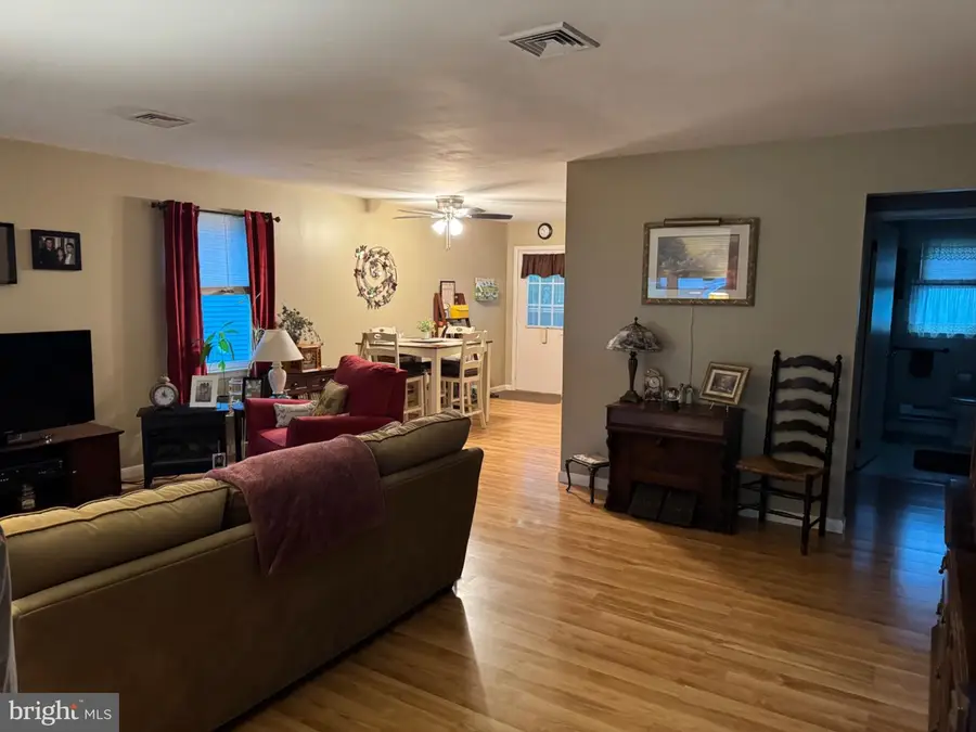 37 Kingston Way, Leisuretowne, NJ 08088 - #3