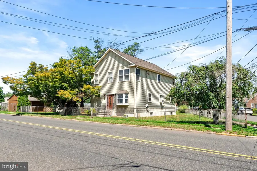 1043 Hornberger Ave, Roebling, NJ 08554 - #2