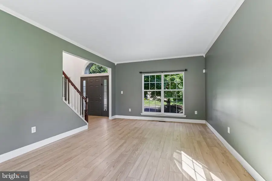 7 Longfellow Ln, Hainesport, NJ 08036 - #3