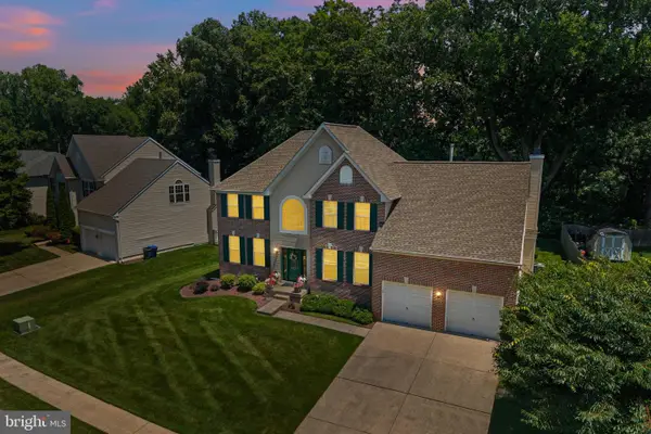 51 Creekwood Dr, BORDENTOWN, NJ 08505