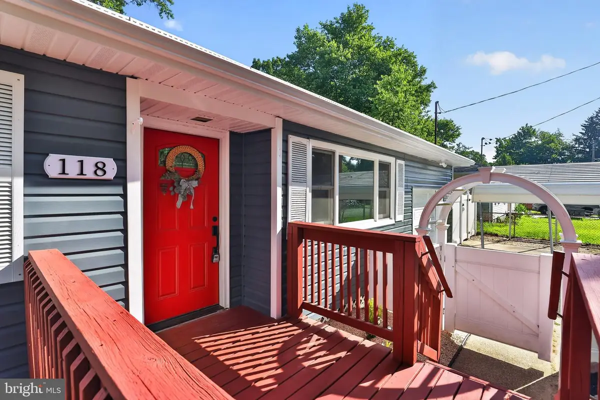 118 Carlisle St, Browns Mills, NJ 08015 - #1
