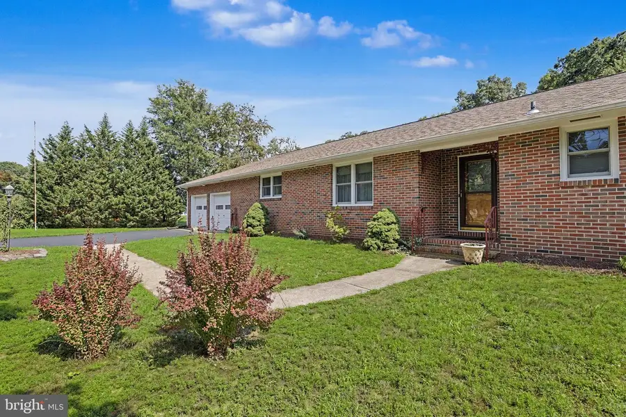 2048 Bustleton Rd, Burlington, NJ 08016 - #3