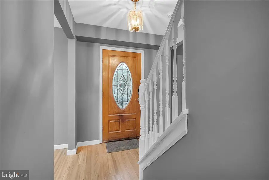 24 County Ave, Maple Shade, NJ 08052 - #2